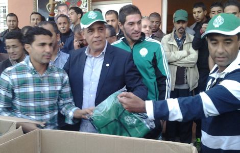 نادي الرجاء في التفاتة اجتماعية بآيت باها