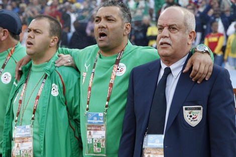 سعدان: منتخب الجزائر سيُحدِثُ المفاجأة بالمونديال