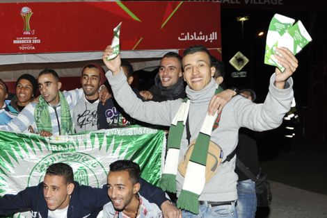 منظمو "المُونديَاليتُو" يلجؤون للسوق السوداء
