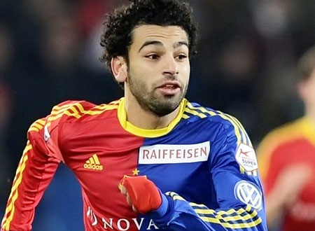 محمد صلاح على بعد خطوة من التوقيع لـ"ليفربول"