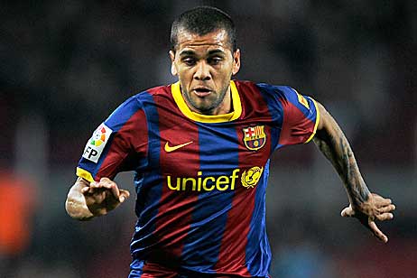 ألفيش: لم أعاتب جمهور برشلونة بعد الهدف