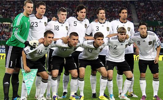 بيرهوف: المنتخب الألماني تحت الضغوط