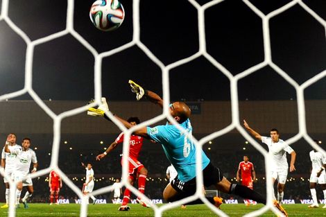 صُحف: مشاركة بطل المغرب مُهددة في كأس العالم للأندية 2014