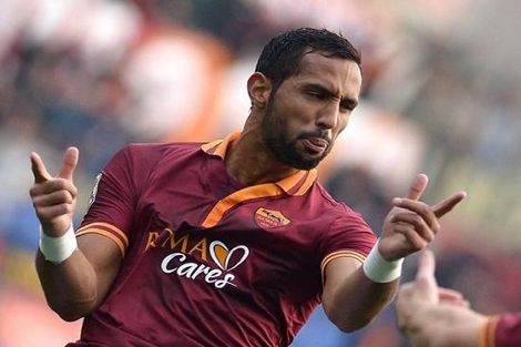 السليماني يتفوق على بنعطية في إستفتاء "فرانس فوتبول"