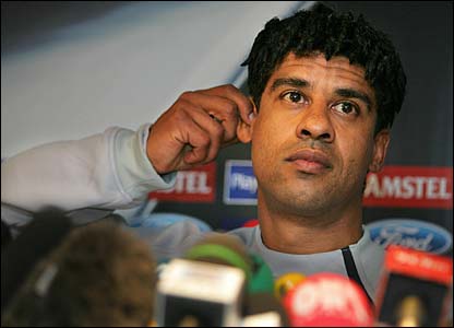 فرانك ريكارد يعلن اعتزاله التدريب