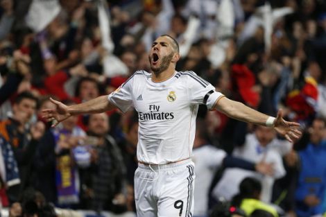 بنزيمة يقود ريال مدريد لصدارة "الليغا"