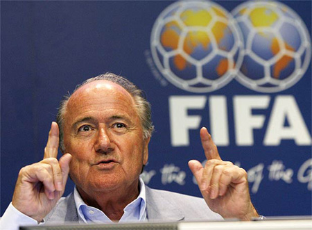 بلاتر يستبعد معاقبة أورجواي بحرمانها من المونديال
