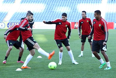 حميدوش وماندوزا يَقترحان أسماءً وخصائص المدرب المُرتقب للمنتخب