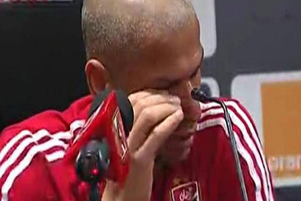 المصري وائل جمعة يعتزل اللعب نهاذيا