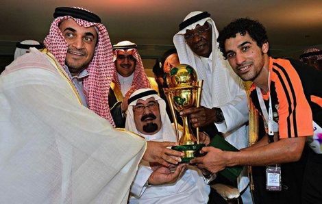 الشباب يتوج بلقب كأس الملك السعودي