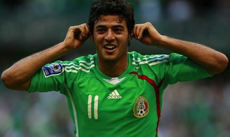 فيلا يمدد تعاقده مع سوسيداد الاسباني