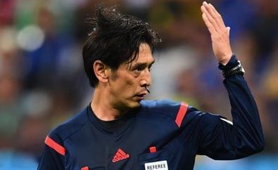 ماذا فعل حكم افتتاح المونديال مع مازيمبي؟