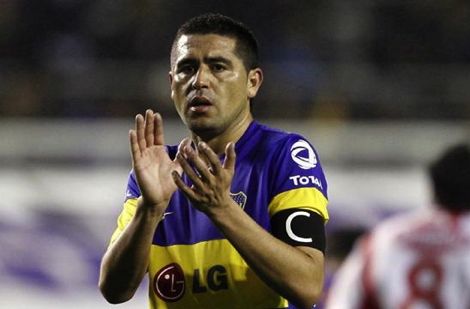 مشجعي بوكا جونيورز يحتشدون لدعم التجديد لريكيلمي