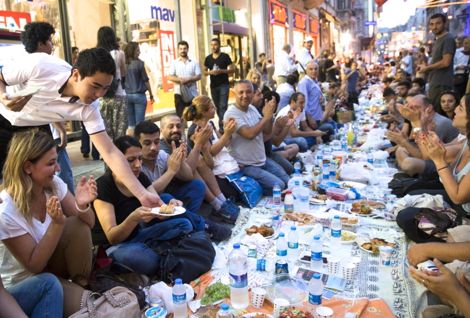رمضان في البرازيل بطعم المونديال .. تمازج ثقافات ودعوة للإسلام