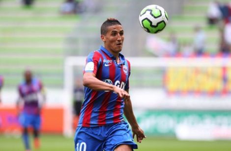 فيصل فجر رابع مغربي يلعب حاليا في الدوري الإسباني لكرة القدم