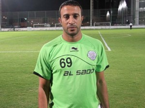 السد يعين المغربي زاهد مساعداً لمواطنه عموتة