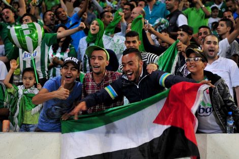 عبارة "فلسطين حرّة" تتسبب في اعتقال ابن نائب الرجاء لساعتين