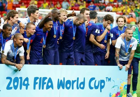 هولندا تهدد بعدم المشاركة في مونديال روسيا
