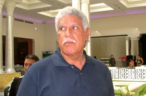 شحاتة مُصّر على الإقامة بمنتجع مازاغان رغم أزمة الدفاع
