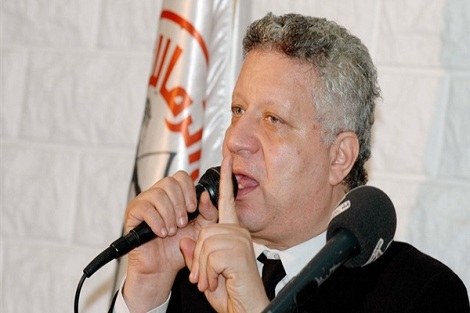 رئيس الزمالك ينعت مشجعي الفريق بـ"الإرهابيين"