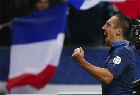 بلاتيني يهدد بإيقاف ريبيري إذا لم يلعب مع فرنسا