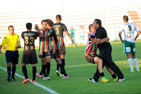 الجيش يجدد فوزه على الرجاء ويتأهل لربع نهاية كأس العرش