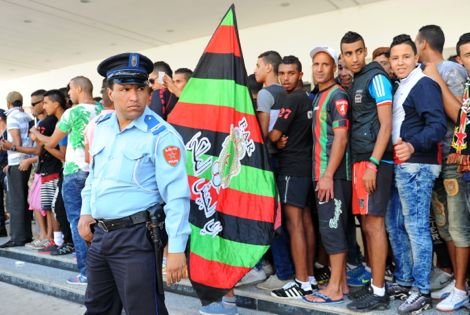 الجامعة تدرس امكانية منع الجمهور من مرافقة فريقه تفاديا للشغب
