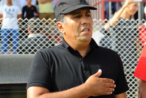 مفيد: الجيش الملكي لن يقيل الطاوسي لأن مشكل الفريق أعمق