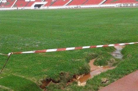 ساعات من الأمطار "خرّبت" إصلاحات بالملايين بمركب مولاي عبد الله