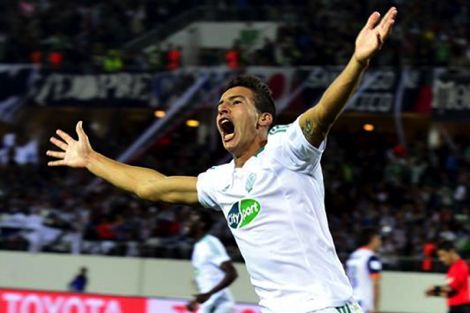 الفيفا تراسل الرجاء بخصوص بلمعلم والأخير يقترب من الوداد