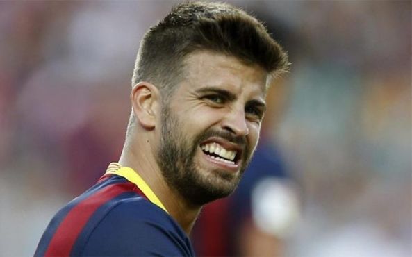 بيكيه يفقد لقب المدافع الأساسي في برشلونة