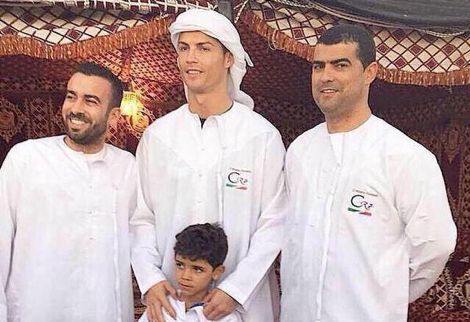 رونالدو يطلق هاشتاغ تضامنا مع طفل سوري