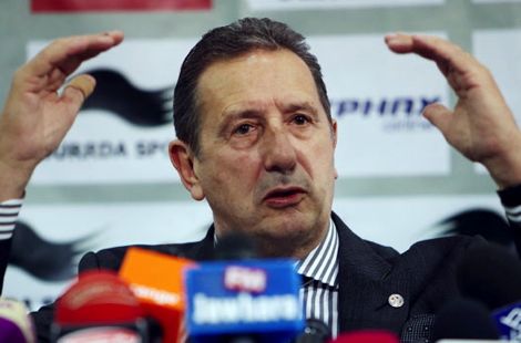 مدرب منتخب تونس ينتقد التحكيم وتنظيم الكان بغينيا الإستوائية