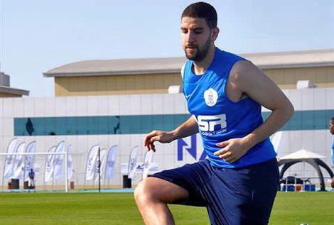 تاعرابت: سأستغل معسكر دبي لأستعيد لياقتي وسعيد بالمدرب الجديد‎
