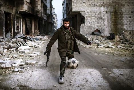 هكذا استبدل رِيّاضيون الملاعب بالإنضِمَام إلى التنظيمات الإرهابية‎