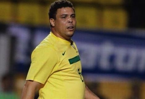 البدانة أسلوب حياة نجوم كرة القدم من المشاهير