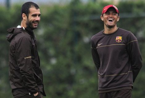غوارديولا: برشلونة هو الأفضل في العالم.. وسعيد بمواجهة إنريكي