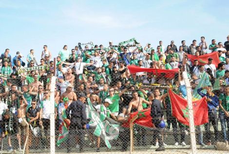 القنصل المغربي بوهران لهسبورت: قضية مشجعي الرجاء "صعبة جدا"‎