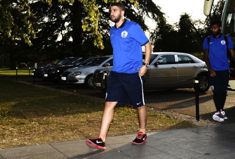 تاعرابت يتصدر لائحة المغادرين من QPR بعد نزول الفريق للدرجة الثانية‎