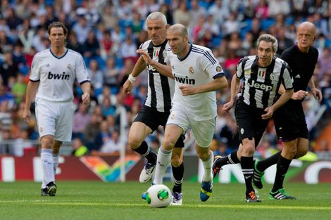 فلاش باك.. عندما أدّب يوفنتوس ريال مدريد في ليلة عودة زيدان إلى بيته !