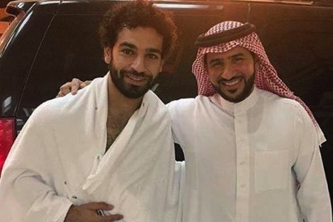 صلاح يرمي مستقبله الكروي إلى الخلف ويتجه للقيام بعمرة رمضان‎