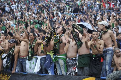 جماهير الرجاء تدعم هلال بنغازي ضد الإفريقي