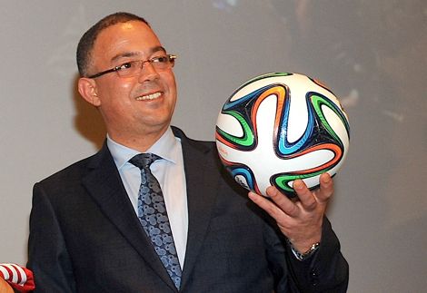 لقجع يرافق بعثة المنتخب إلى الرأس الأخضر