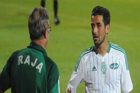 لاعب الرجاء المسعودي يتعرض للإصابة