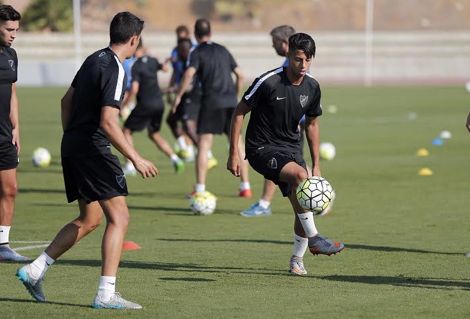 مستور: الوداد فَريقي المفضّل وأحلُم باللعب لبرشلونَة