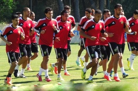 البرتغال تبحث عن التعادل أمام الدنمارك لتأهل لليورو