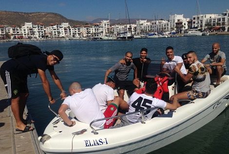 لاعبو المنتخب يستغلون نصف يوم راحة للاستمتاع بـ"خليج أكادير"