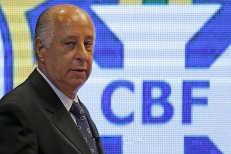 رئيس اتحاد الكرة البرازيلي يستقيل من الفيفا