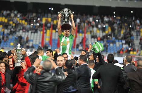 الـ OCK يظفر بكأس العرش لثاني مرة بفوزه على الفتح في النهائي