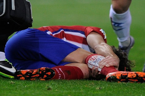 لاعب أتلتيكو مدريد يجري عملية جراحية ناجحة